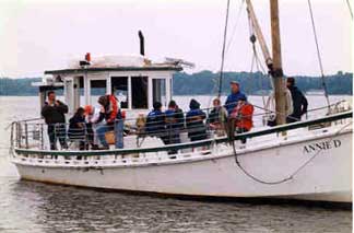 wooden oyster buyboat Annie D.jpg