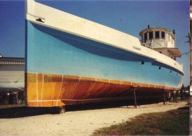 Oyster Buyboat working.jpg